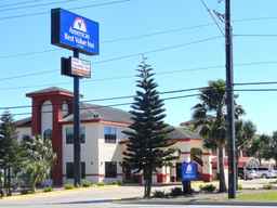 Americas Best Value Inn Brownsville, ₱ 6,195.36