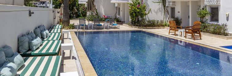 อื่นๆ La Brezza Suite & Hotel