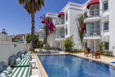 อื่นๆ La Brezza Suite & Hotel