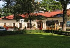 기타 2 Hotel Maltański