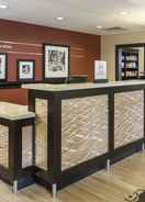 Pintu masuk dalaman Hampton Inn & Suites San Bernardino