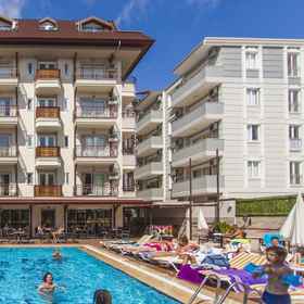 Primary image1奧巴時光飯店,圣尼古拉斯教堂飯店