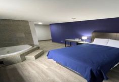 Others 3 Blue Bird Inn