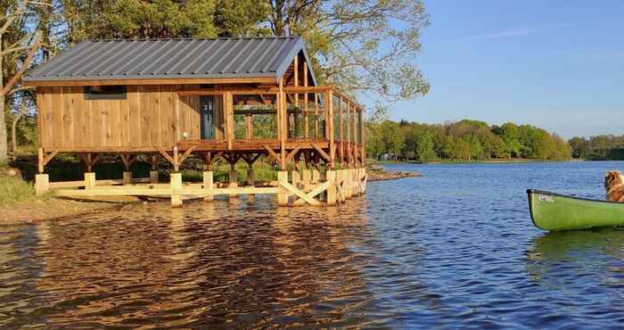 Lainnya Cabanes Lacustra à L'etang de la Ramade