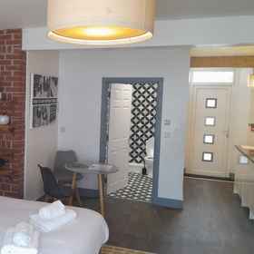 Primary image1Sandy Toes Accommodation,Deviock公寓