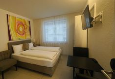 Others 5 Red Elephant