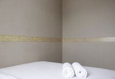 其他 4 Strategic & Cozy 2BR at Majesty Apartment near Maranatha Christian University