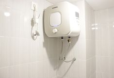 Others 7 Pleasant Studio Semi Apartment at The Lodge Paskal near BINUS University