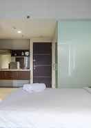 Kamar Classic Modern Studio Room Apartment at The Square Surabaya