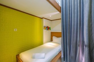 Others 4 Cozy Studio with Bunk Bed at Dave Apartment near UI