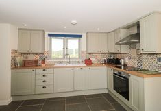 Others 7 Lilac Cottage