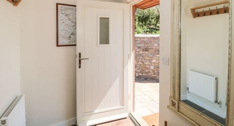 Others 2 Lilac Cottage