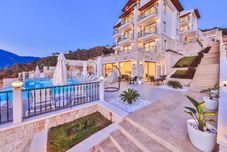 Lain-lain Hilaris Hotel