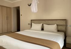 Others 4 Midtown C32 Executive Suites