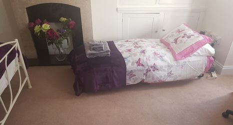 Others 2 Lovely Large Garden Flat