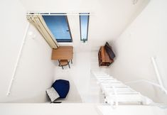 Others 3 Studio G2