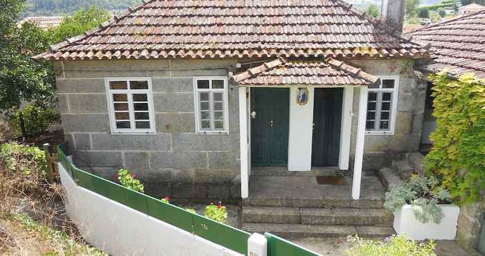 อื่นๆ Charming 2-bed Cottage in Santa Marinha do Zêzere