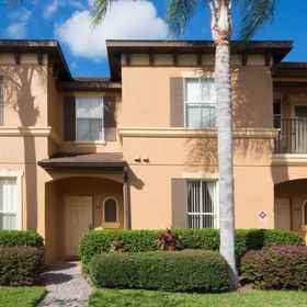 Imej utama 1 Maria's Regal Palms Townhouse 4 Bedroom Townhouse by Redawning, Khách sạn Highland Reserve Golf Club