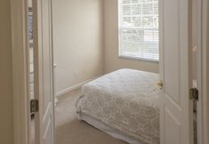 Others 4 Brett's Highlands Reserve Villa 4 Bedroom Home by Redawning