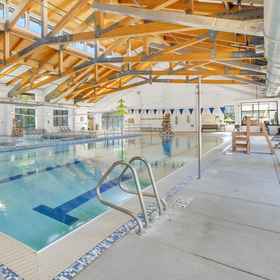 Primary image 1 Kinglet Road 24, Hotel Pusat Pengunjung Lava Lands