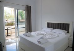 อื่นๆ 4 Hotel Zeka