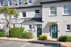 Others Lowenna Manor 3