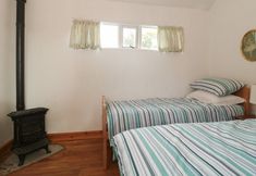 Lain-lain 6 Wreath Green Annexe