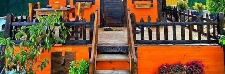 기타 The Hobbit House