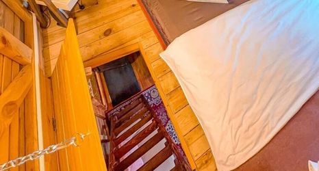 기타 2 The Hobbit House