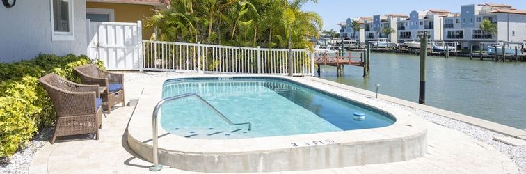 Others Waterfront & Pool B Star5vacations