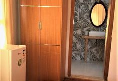 其他 4 Smyrna Uzuncarsi