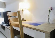 Others 5 Bright Studio Apartment at Springwood Residence