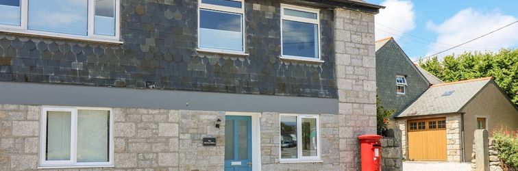 Others Rock Pool House