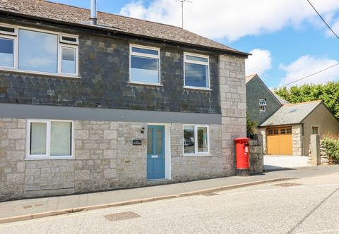 Others Rock Pool House