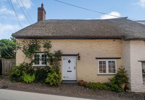 Lain-lain 4 Bishops Cottages