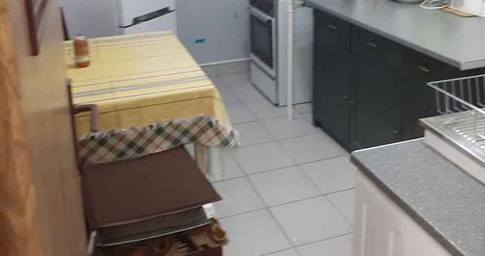 Lain-lain 2-bedroom Apartment in Bucharest Near Town Center