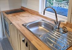 Others 4 Glamping Hut - Riverview 4