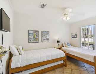 Others 2 SPC 1136 is a Beachside 2 BR That is Pet Friendly by Redawning