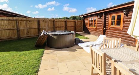 その他 2 Pine Lodge