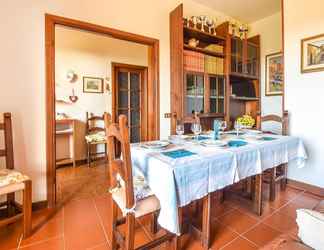 Others 2 Nice Apartment in Capezzano Pianore With 3 Bedrooms and Wifi