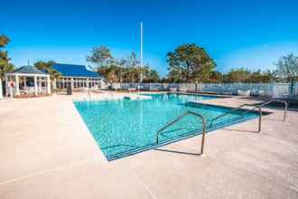 Others 4 2BR Luxury Condos in New Bern