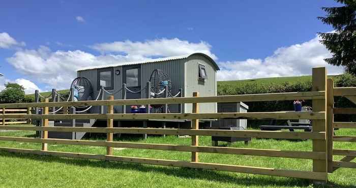 Others The Shepherds Hut at Hafoty Boeth