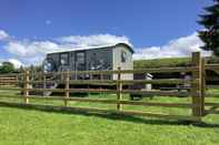 Others The Shepherds Hut at Hafoty Boeth