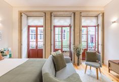 Lain-lain 3 Sol Downtown Studio