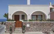 Others 2 Modern 2-bed House in the City Centre Fira