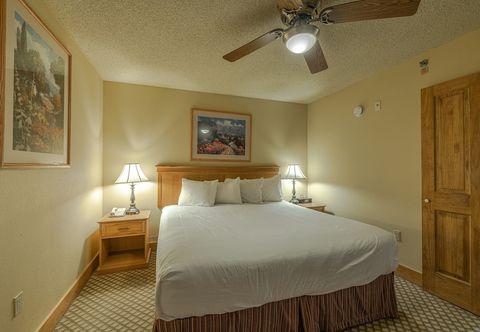 Others Grand Lodge Condo In The Heart Of Mt Crested Butte 1 Bedroom Condo - No Cleaning Fee! by RedAwning