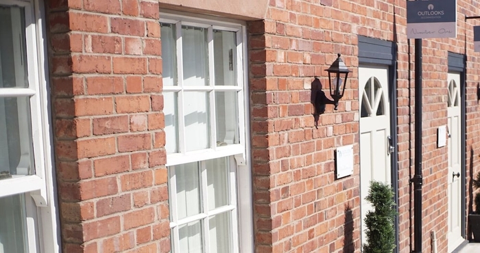 Khác The Gathering Chester 4 Sleeps 14 Very Close to City Centre Racecourse Within Walls