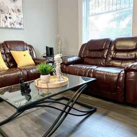 Primary image1德州撲克雙層公寓- 三臥室免費停車,尼亚加拉瀑布州立公园飯店