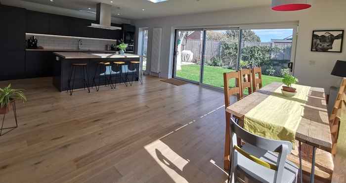 อื่นๆ Iona 4 bed Luxury in the Heart of Bracklesham Bay