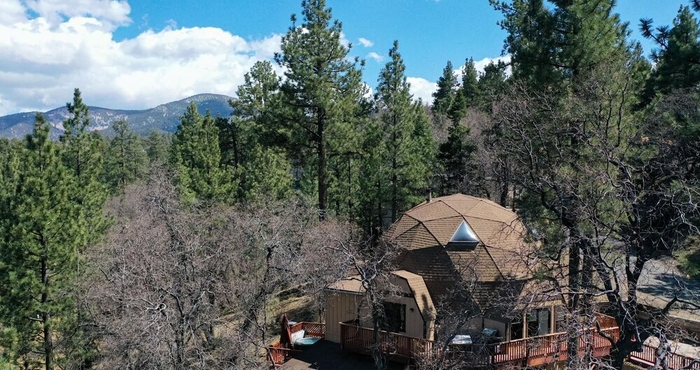 Lain-lain Travertine Ave in Big Bear Lake